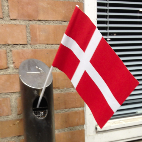 dansk flagg askebeger